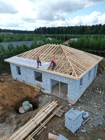 Екатеринбург, КП Дарвин: дом 2026 — газоблок, штукатурный фасад, фото 2