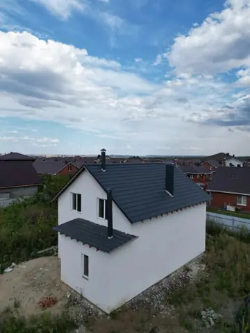 Магнитогорск, Княжево: дом с мансардой — газоблок, металлочерепица, фото 1
